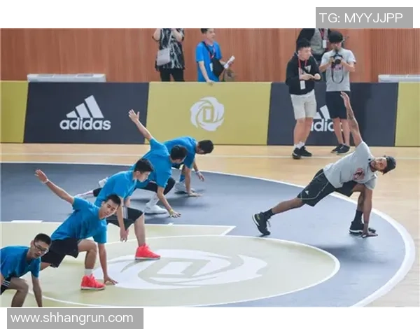 少突多投篮球鞋的优势与选择指南助你提升球场表现与舒适度 少突多投篮球鞋的优势与选择指南助你提升球场表现与舒适度